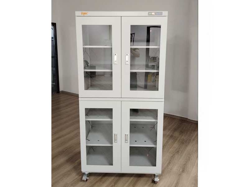 <strong>电子防潮柜</strong> 